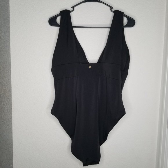 Victoria's Secret Black Deep V Neck Plunge Swimsuit size XXL - Picture 8 of 9
